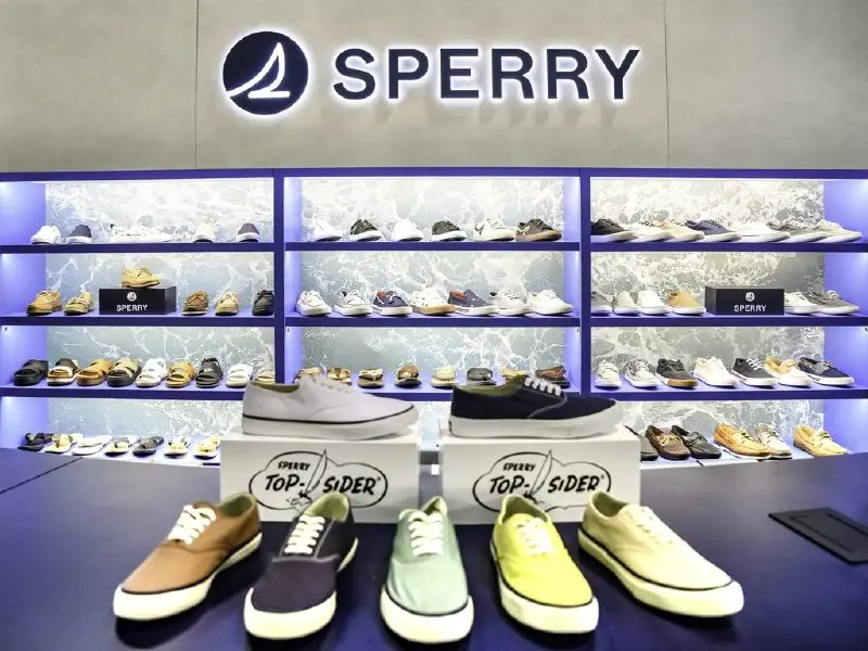 Sperry illuminated shoe shelving detail