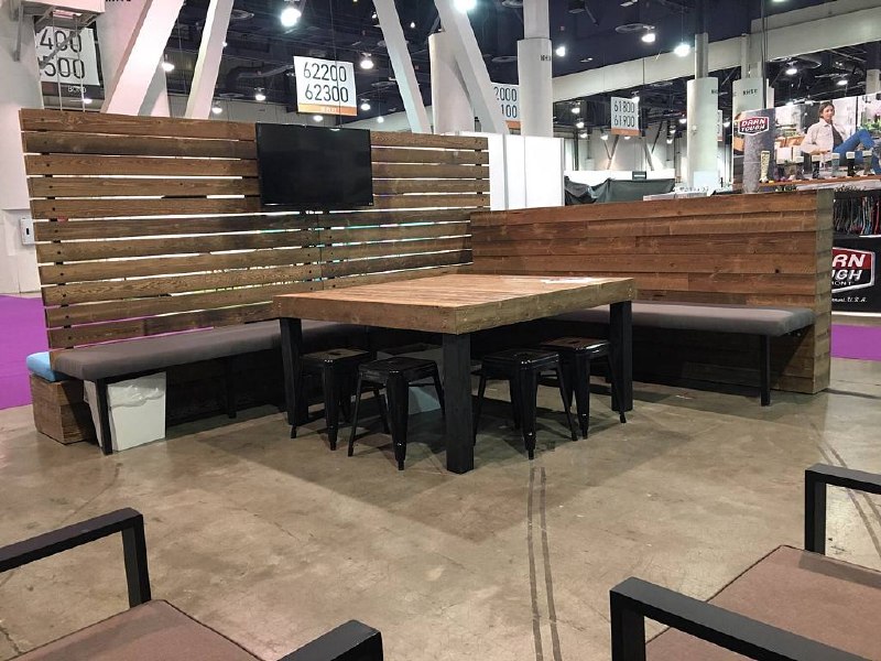 Prefab rental booth and meeting space